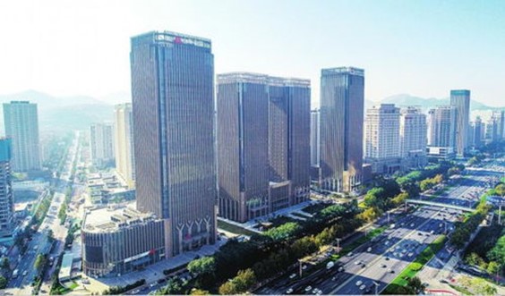 濟南金融城南區(qū)1期    18000㎡   OA網(wǎng)絡(luò)地板.jpg